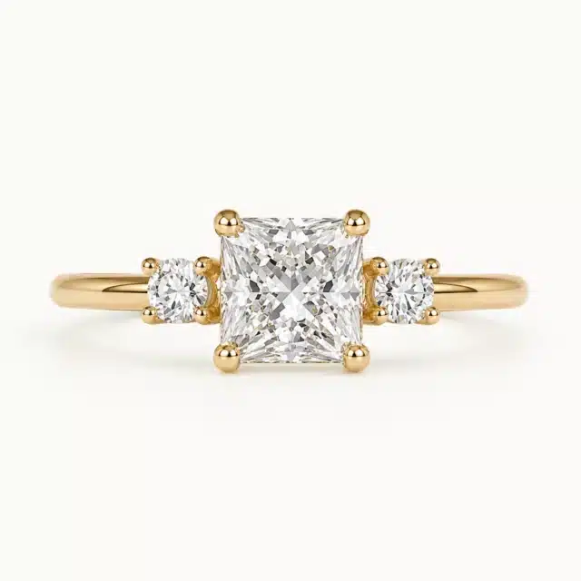 Solitario Vera Radiant 1 ct en oro amarillo con diamante central Square Radiant y diamantes laterales de laboratorio